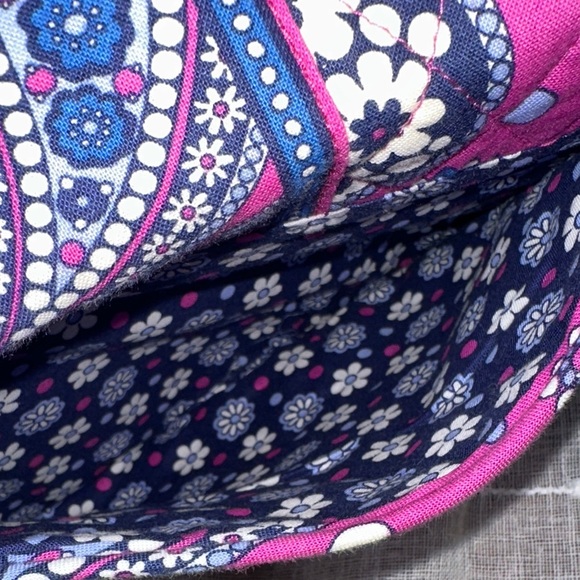 Vera Bradley Boysenberry Paisley the Rachel Crossbody Bag Designer Retired NWOT - Picture 6 of 14